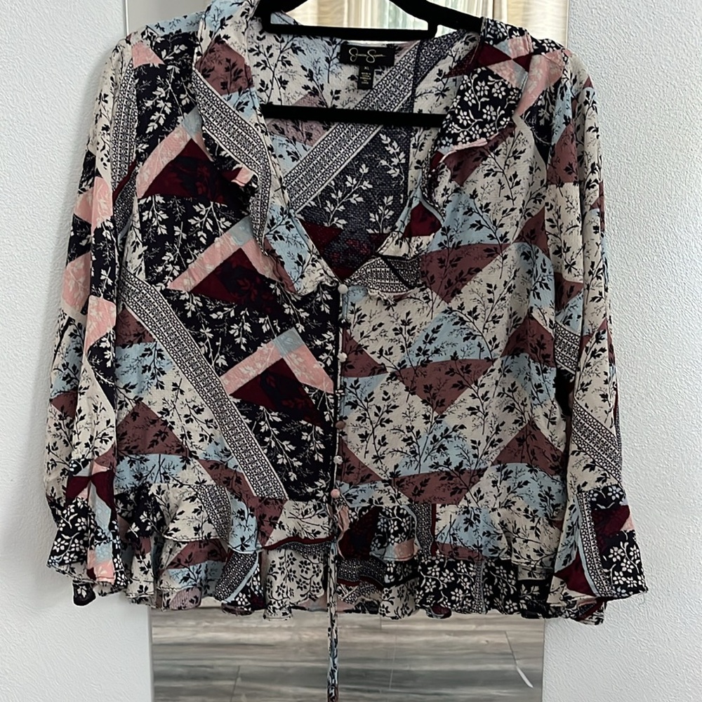 Jessica Simpson Bohemian Flutter Sleeve Blouse - Picture 2 of 8
